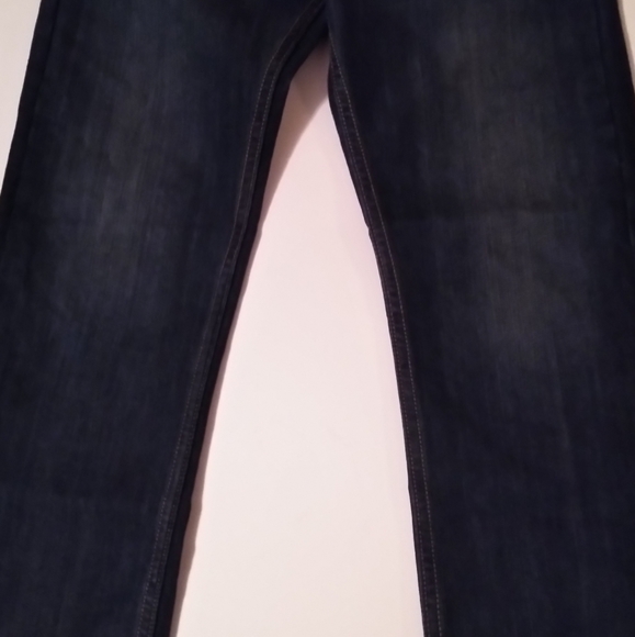 Levi's - Picture 8 of 8